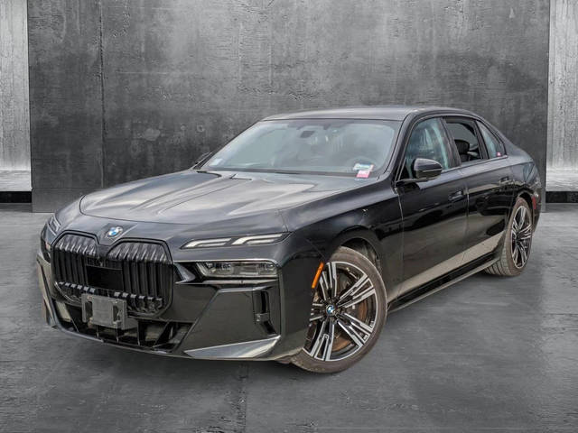 2023 BMW 7 Series 740i RWD photo