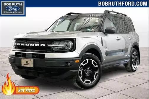 2023 Ford Bronco Sport Outer Banks 4WD photo