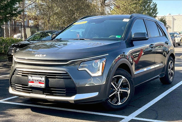 2023 Kia Niro EX FWD photo
