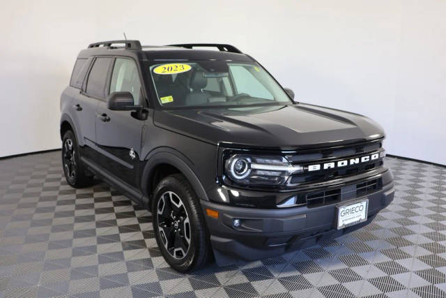 2023 Ford Bronco Sport Outer Banks 4WD photo