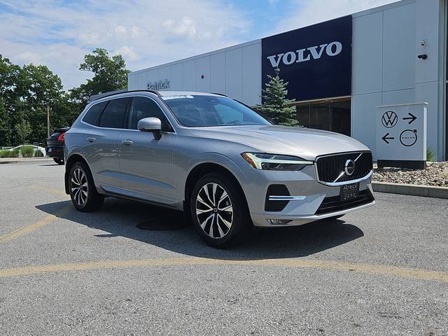 2023 Volvo XC60 Core AWD photo