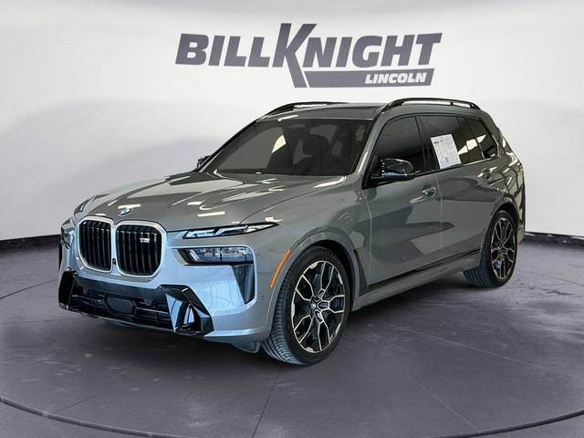 2023 BMW X7 M60i AWD photo
