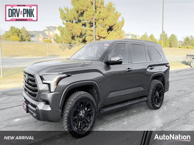 2023 Toyota Sequoia SR5 4WD photo