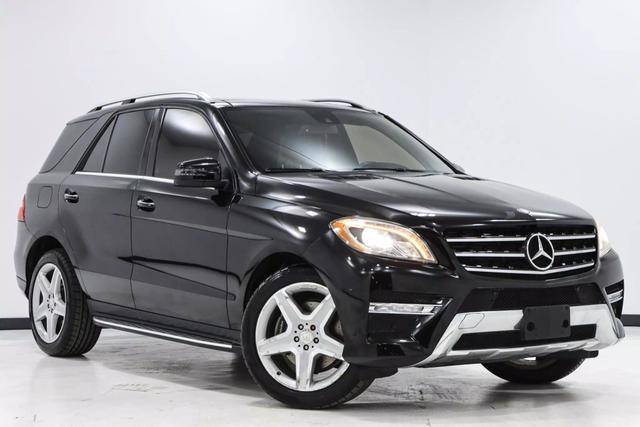 2015 Mercedes-Benz M-Class ML 400 AWD photo