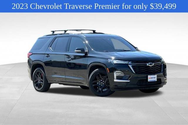 2023 Chevrolet Traverse Premier AWD photo