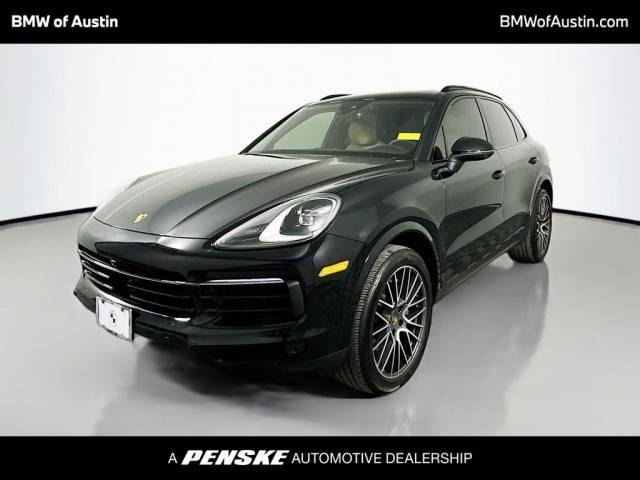 2023 Porsche Cayenne  AWD photo