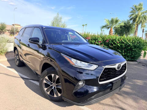 2020 Toyota Highlander XLE FWD photo