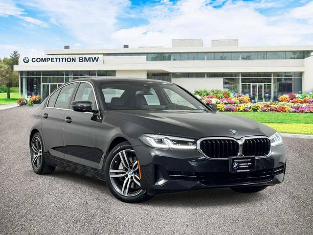 2023 BMW 5 Series 530i xDrive AWD photo