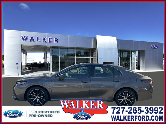 2023 Toyota Camry SE FWD photo