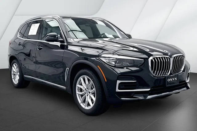 2023 BMW X5 xDrive40i AWD photo