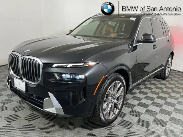 2023 BMW X7 xDrive40i AWD photo