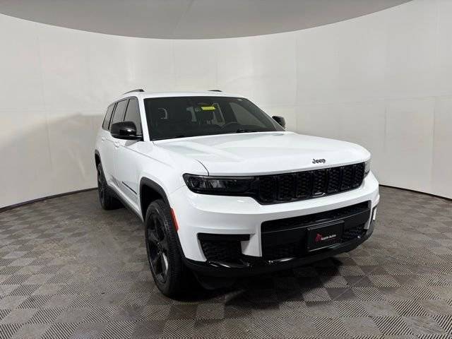 2023 Jeep Grand Cherokee L Altitude 4WD photo