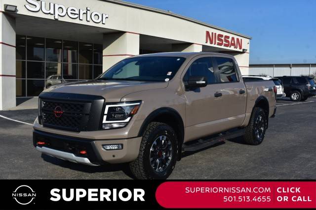 2023 Nissan Titan PRO-4X 4WD photo