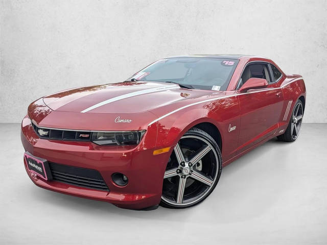 2015 Chevrolet Camaro LT RWD photo