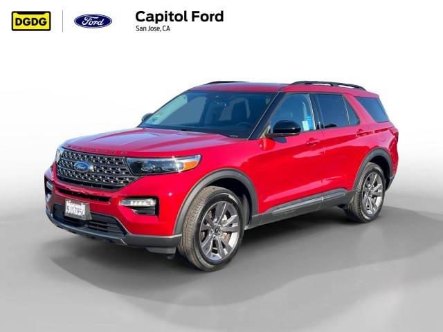 2023 Ford Explorer XLT 4WD photo