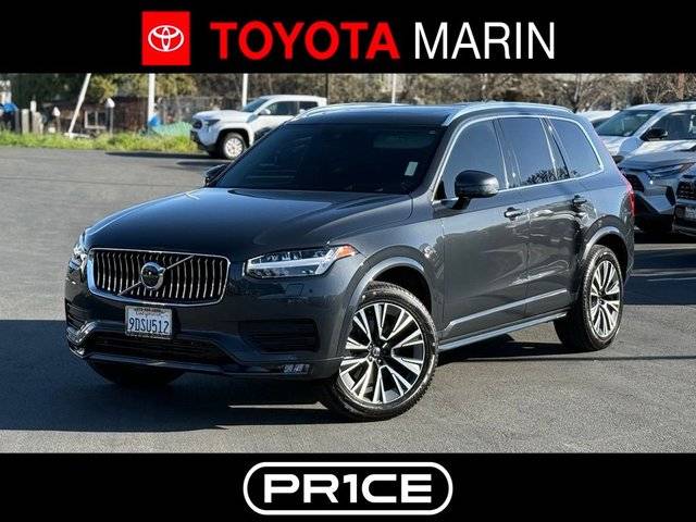 2022 Volvo XC90 Momentum AWD photo