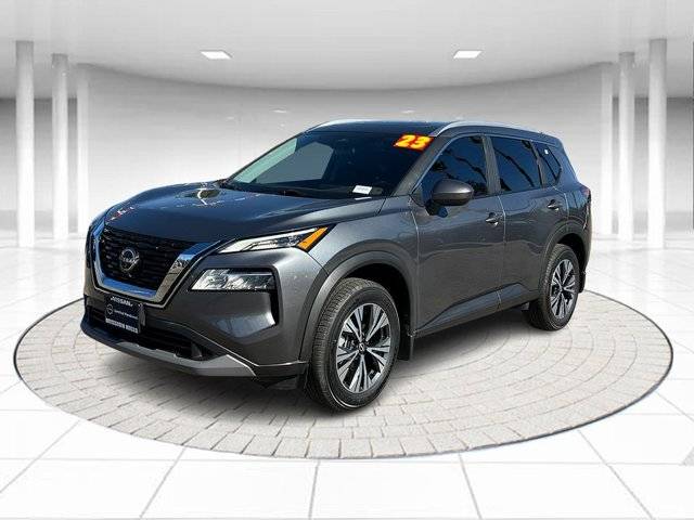 2023 Nissan Rogue SV FWD photo