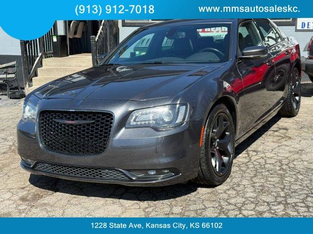 2021 Chrysler 300 300S RWD photo