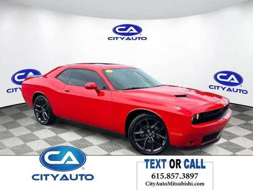 2023 Dodge Challenger SXT RWD photo