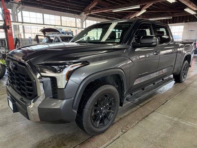 2023 Toyota Tundra SR5 4WD photo