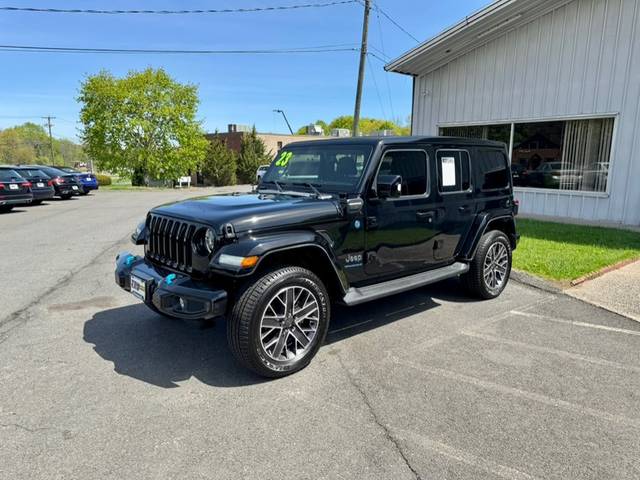 2023 Jeep Wrangler Unlimited 4xe Sahara High Altitude 4WD photo