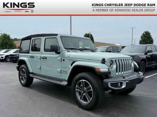 2023 Jeep Wrangler Unlimited Sahara 4WD photo