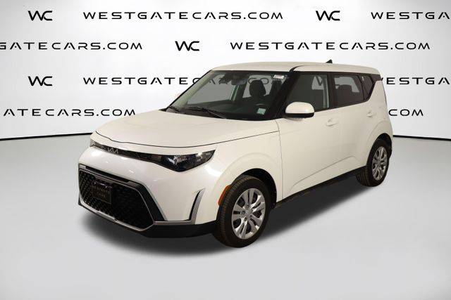 2023 Kia Soul LX FWD photo