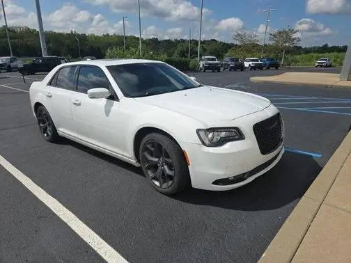 2023 Chrysler 300 300S RWD photo