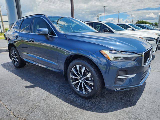 2023 Volvo XC60 Core AWD photo