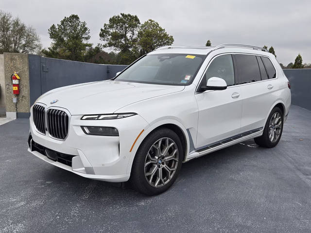 2023 BMW X7 xDrive40i AWD photo
