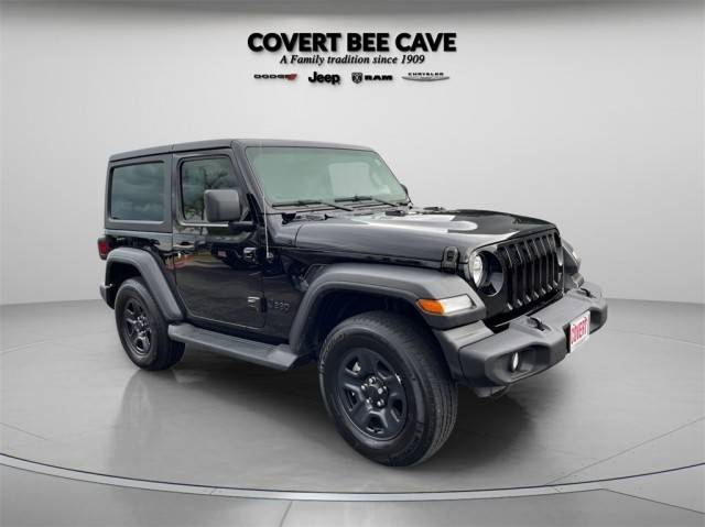 2023 Jeep Wrangler Sport 4WD photo