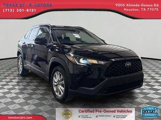 2023 Toyota Corolla Cross LE FWD photo