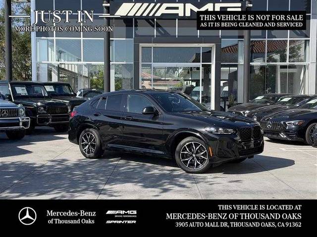 2023 BMW X4 xDrive30i AWD photo