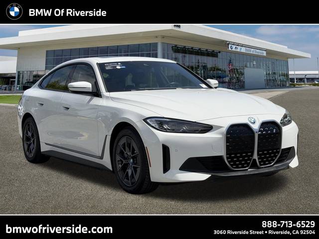 2023 BMW i4 eDrive35 RWD photo