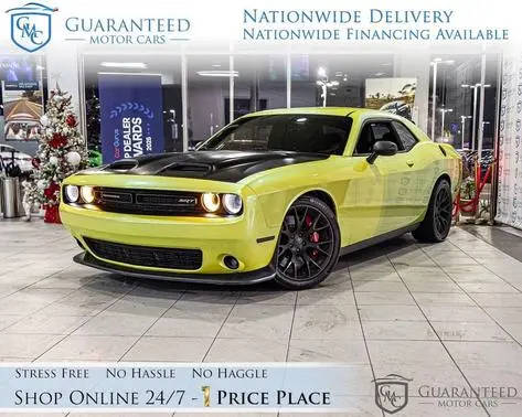 2015 Dodge Challenger SRT 392 RWD photo