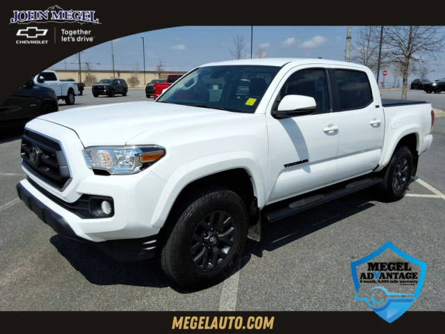 2021 Toyota Tacoma SR5 4WD photo