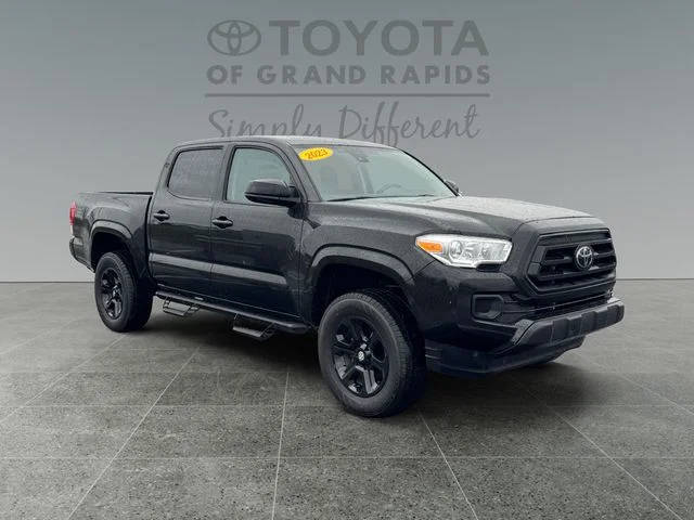 2023 Toyota Tacoma SR 4WD photo