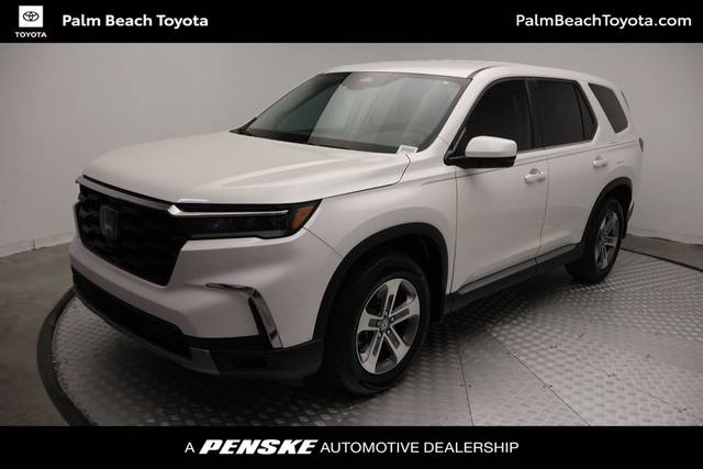 2023 Honda Pilot EX-L 7 Passenger FWD photo