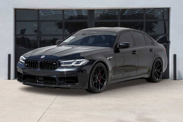 2023 BMW M5 AWD photo