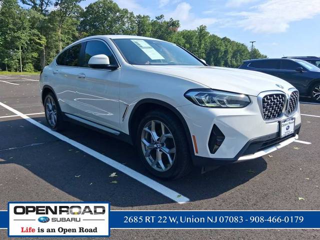 2023 BMW X4 xDrive30i AWD photo