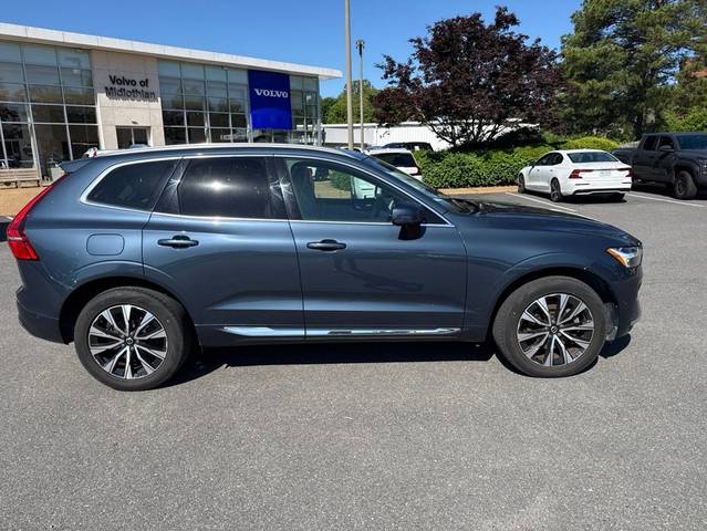 2023 Volvo XC60 Plus Bright Theme FWD photo