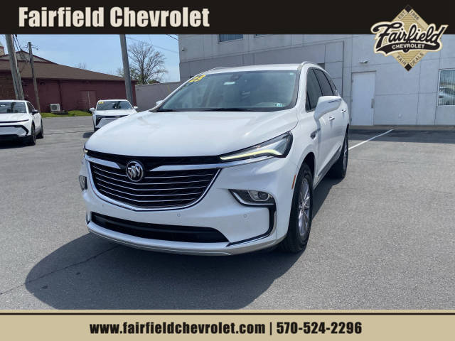 2023 Buick Enclave Essence AWD photo
