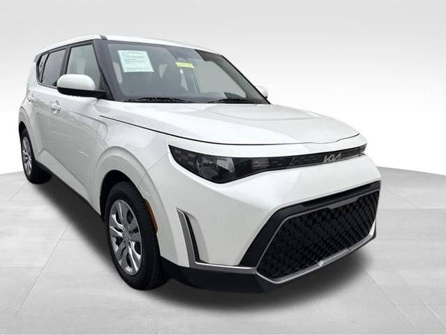 2023 Kia Soul LX FWD photo