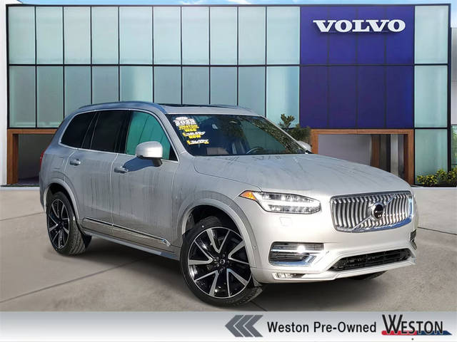 2023 Volvo XC90 Plus AWD photo