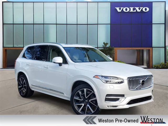 2023 Volvo XC90 Plus AWD photo