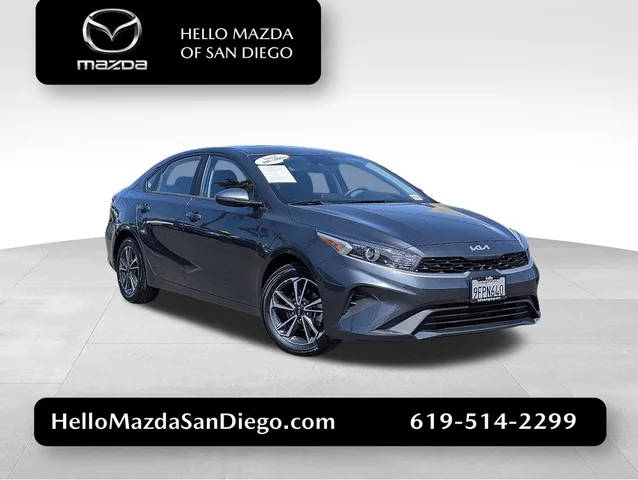 2023 Kia Forte LXS FWD photo