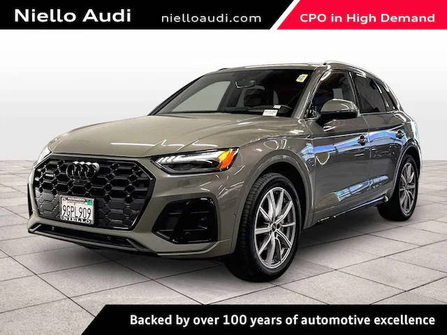 2023 Audi Q5 S line Prestige AWD photo