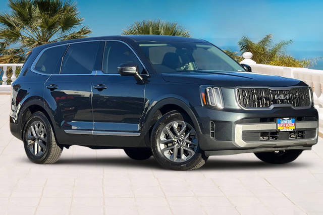 2023 Kia Telluride LX FWD photo