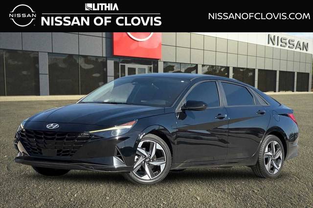 2023 Hyundai Elantra SEL FWD photo