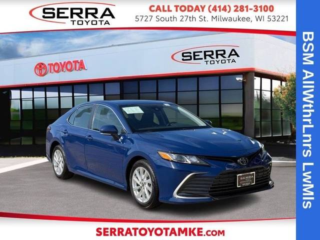 2023 Toyota Camry LE FWD photo